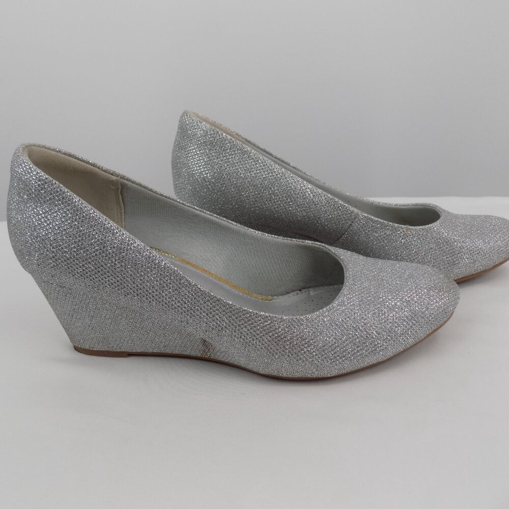Ankis Silver Glitter Women Shoe Size 9.5 Slip On Wedge Heels Closed Toe - Picture 3 of 10